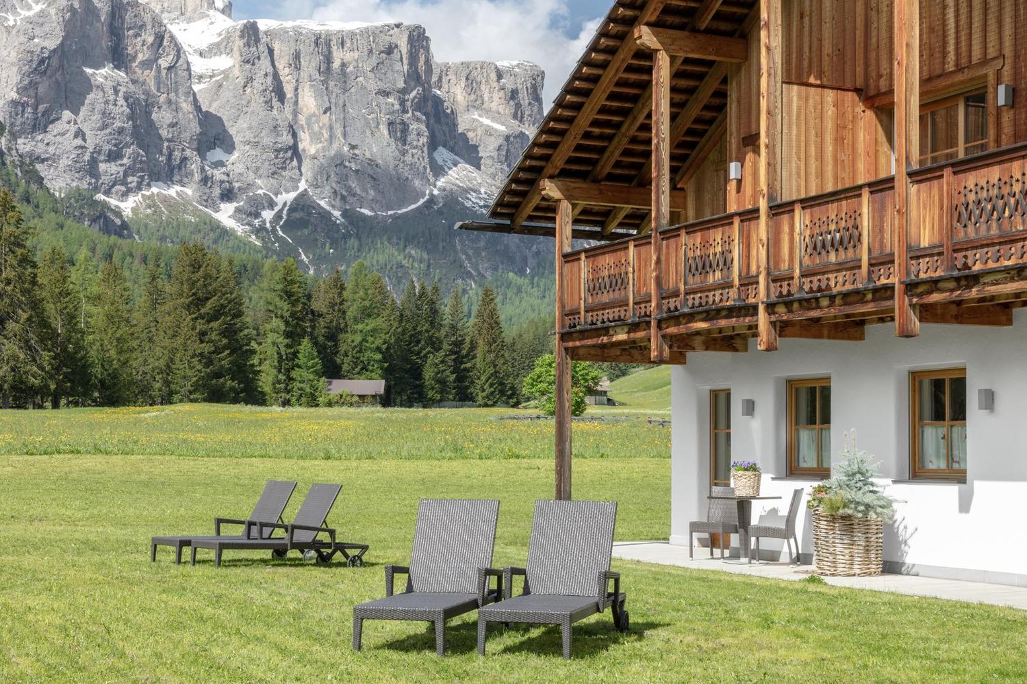 Chalet Ciasa Tino & Sara - Belaval Apartments Kurfar Exterior foto